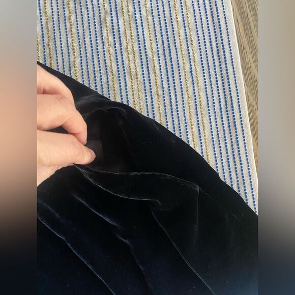 COS Womens Dress Sz 8  Black Velvet Boat Neck Long Sleeve Pockets Minimalist NWT - Picture 9 of 15